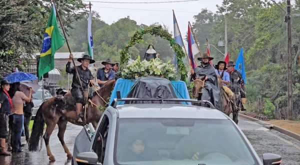 18ª Cavalgada de Peregrinação a Santa Emília de Rodat reúne fiéis e reforça tradição