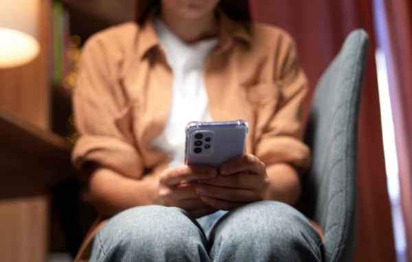 Mulher cai em golpe do falso alvará judicial