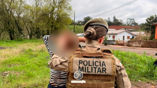 Mulher é presa após furtar supermercado