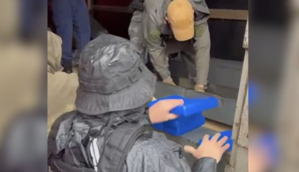 Traficantes enganavam caminhoneiros para transportar drogas para SC, diz polícia