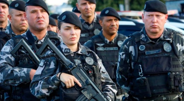 Governador sanciona lei que amplia o efetivo da Polícia Militar do Paraná