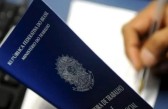 Um terço dos trabalhadores ganha até um salário mínimo ou menos no Brasil, mostra Censo