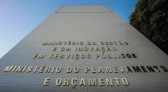 Governo libera R$ 5,2 bilhões para reforçar assistência social e saúde