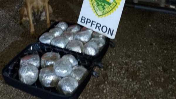 BPFRON apreende drogas em Realeza-PR