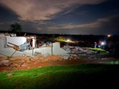 Tornado deixa sete feridos e destrói casas em três municípios