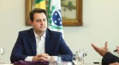 Ratinho Junior (PSD) é reeleito governador do Paraná no 1º turno