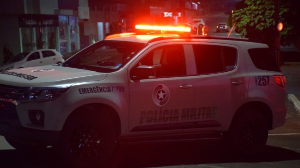 Mulher de 62 anos é presa por dirigir sob efeito de álcool no centro da cidade