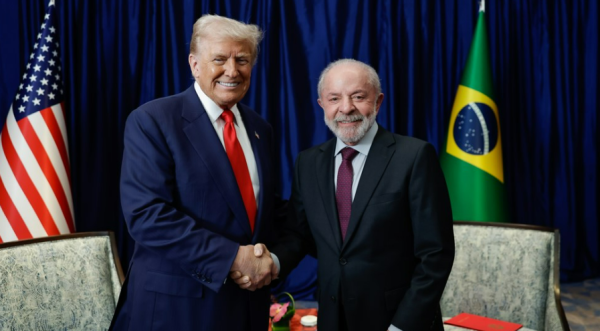 Trump diz que não tomou partido na eleição brasileira a pedido de Lula