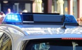 Mulher é esfaqueada e homem é preso por tentativa de feminicídio