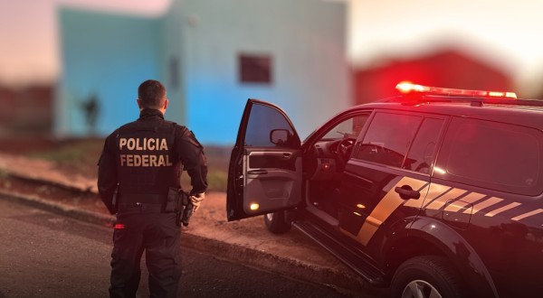 Polícia Federal prende envolvidos em transporte de 1,3 tonelada de cocaína