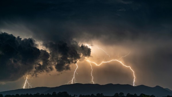 Atenção Meteorológica: SC terá temporais com chuva intensa entre a noite de quarta e a quinta-feira