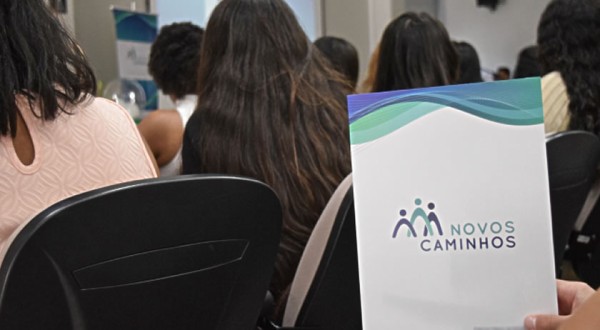 Programa Novos Caminhos forma 32 jovens, promovendo autonomia no Extremo Oeste