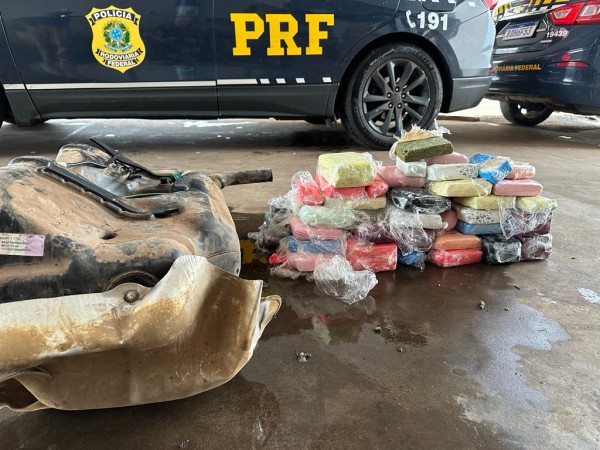 PRF prende casal de traficante em Realeza