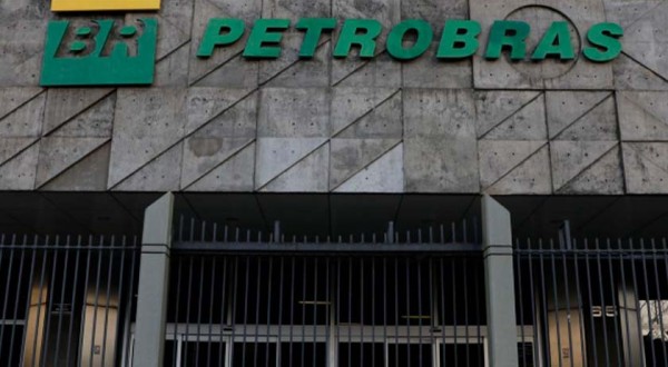 Petrobras tem lucro recorde de R$ 188,3 bi e pagará R$ 215,7 bi em dividendos