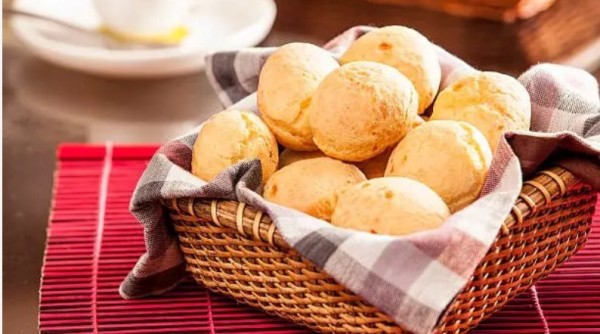 Pão de queijo feito com tapioca; Confira a receita