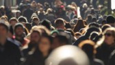 População brasileira vai parar de crescer em 2041, aponta projeção do IBGE