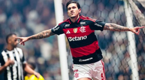 Flamengo goleia o Atlético-MG fora de casa e engata sétima vitória seguida