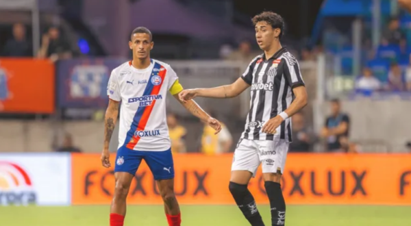 Santos Futebol Clube abre 2 a 0, mas Esporte Clube Bahia reage e arranca empate na Fonte Nova