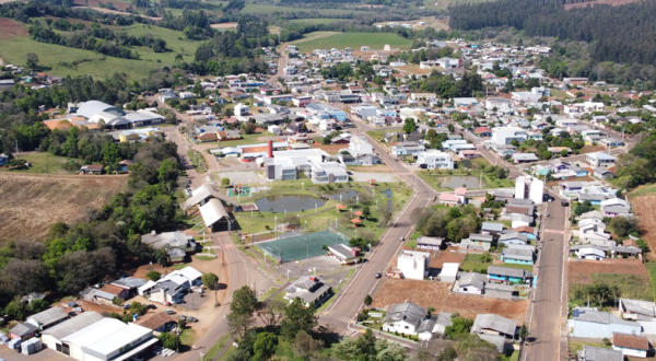 Prefeito de Bom Jesus do Sul alerta sobre golpe com uso indevido de sua foto no WhatsApp
