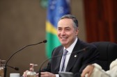 Barroso libera votação de piso da enfermagem para o STF