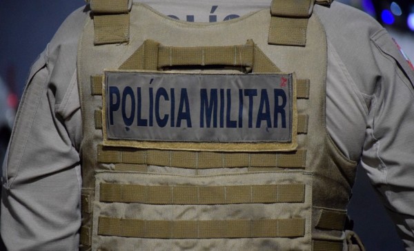 Polícia militar prende três homens com mandados ativos no Extremo-Oeste