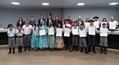 Vereadores realizam homenagem para a Invernada Artística do CTG Sinuelo da Fronteira