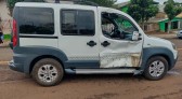 Colisão entre carro e moto deixa duas pessoas feridas