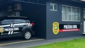 Homem é preso por descumprir medida protetiva após abandonar carro e fugir a pé