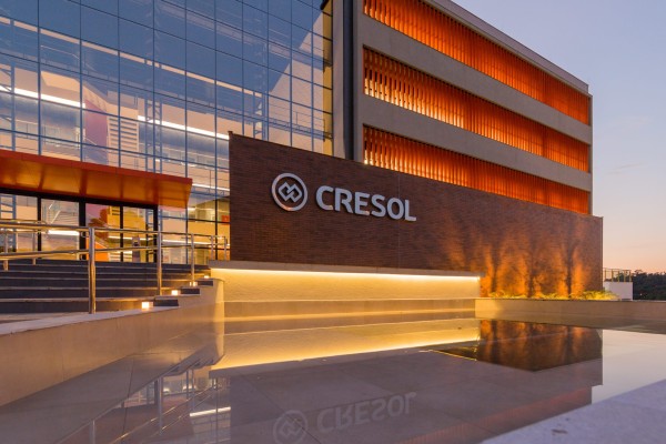 Cresol tem a confiança de mais de 800 mil cooperados e segue em expansão no Brasil