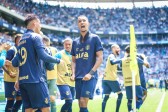 Grêmio sofre, mas bate o Vitória na estreia de Jair Ventura e volta a vencer na Arena