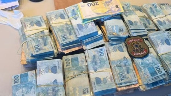 Desespero bilionário: vereador joga dinheiro pela janela para evitar flagrante em escândalo