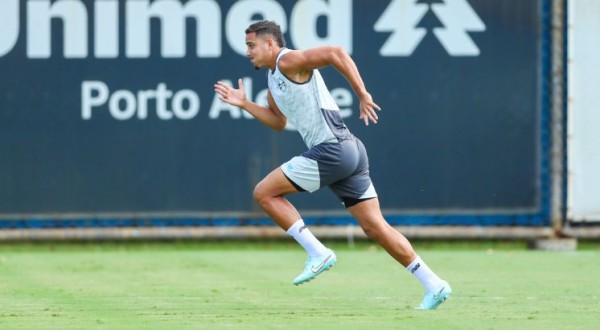 Grêmio encerra preparação e enfrenta o Cruzeiro neste sábado pelo Brasileirão