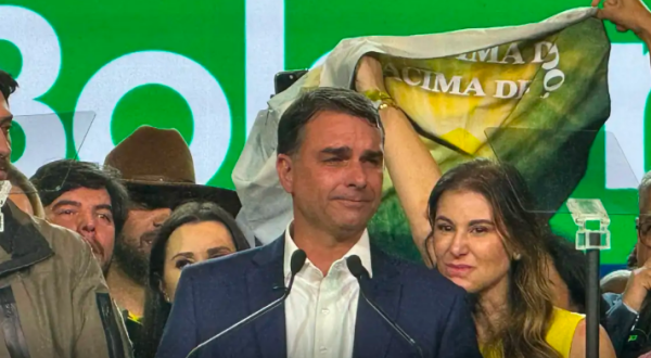 PL oficializa candidatura de Flávio Bolsonaro à Presidência da República
