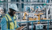 Produção industrial avança 1,1% em março, aponta IBGE