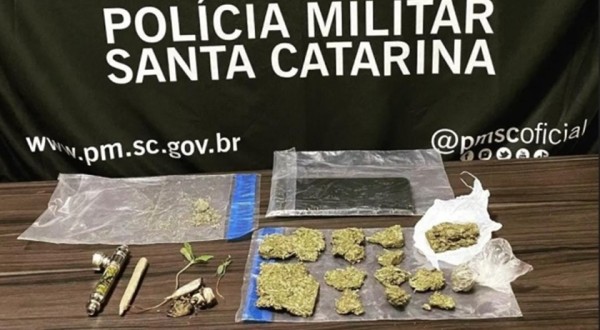 PM prende homens suspeitos de tráfico de drogas em Maravilha