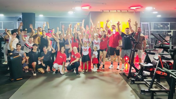 Academia Iron Strong completa seis anos com foco em saúde e performance