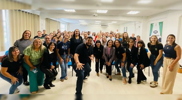 Unetri sedia seminário de educação binacional do comitê La Frontera