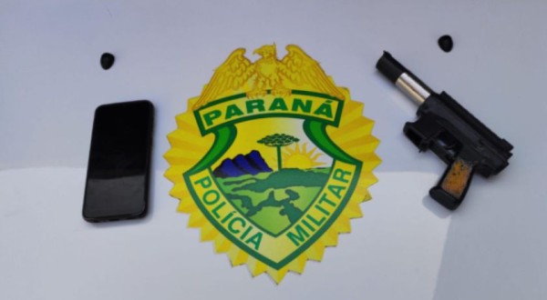 Casal é preso por roubo e porte de simulacro de arma