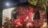 Incêndio destrói residência; morador é encaminhado ao hospital