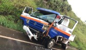 Colisão entre caminhões deixa motorista ferido na PR-280