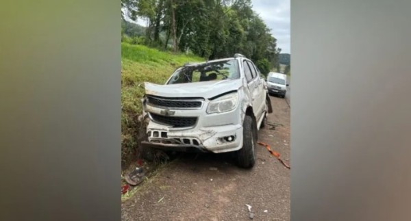 Motorista sobrevive a acidente impressionante em rodovia