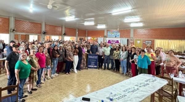 Reforma do Centro de Idosos avança com assinatura de ordem de serviço