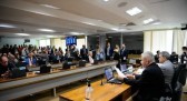 Comissão do Senado aprova taxação dos super-ricos
