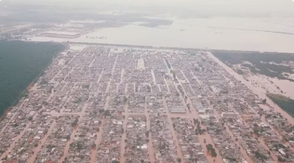 Temporais no RS deixam 443 mil sem luz e bloqueiam 163 trechos de rodovias