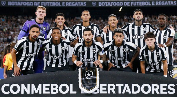 Botafogo se classifica para a terceira fase da Libertadores com vitória no Nilton Santos