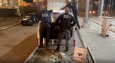 Receita Federal apreende 327 kg de cocaína em compartimento falso de van