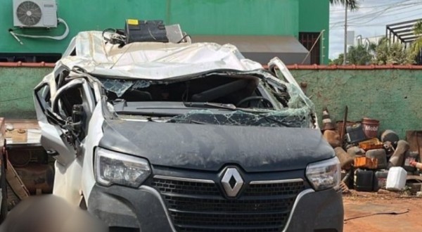 Motorista de transportadora de Marmeleiro sofre grave acidente no MT