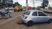 Colisão entre motocicleta e veículo deixa mulher ferida no Centro de São Miguel do Oeste