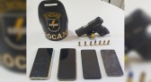 PM prende indivíduo com mercadorias ilegais, arma furtada e drogas no Bairro Cristo Rei