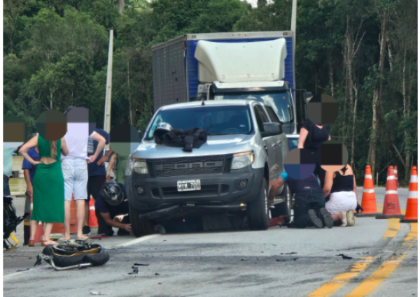 Motociclista morre em acidente envolvendo caminhonetes na BR -282